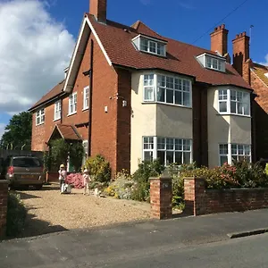 Merlstead House 2*, Hornsea United Kingdom